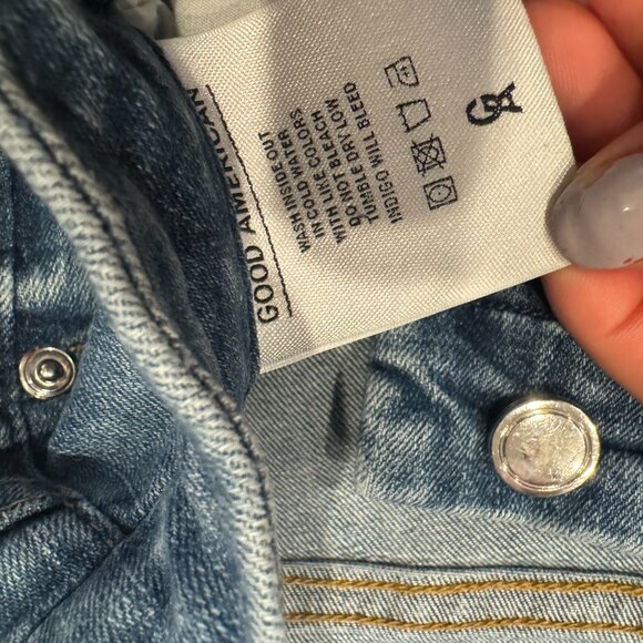 Good American Jeans - Picture 3 of 6